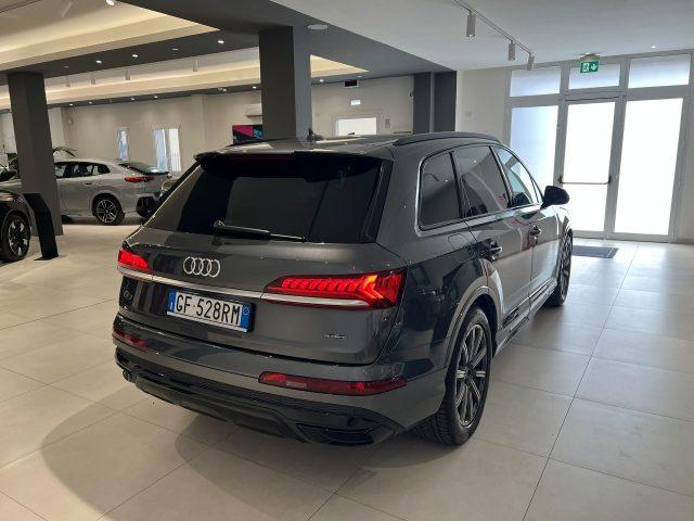 AUDI Q7 3.0 55 TFSI quattro tiptronic Sport