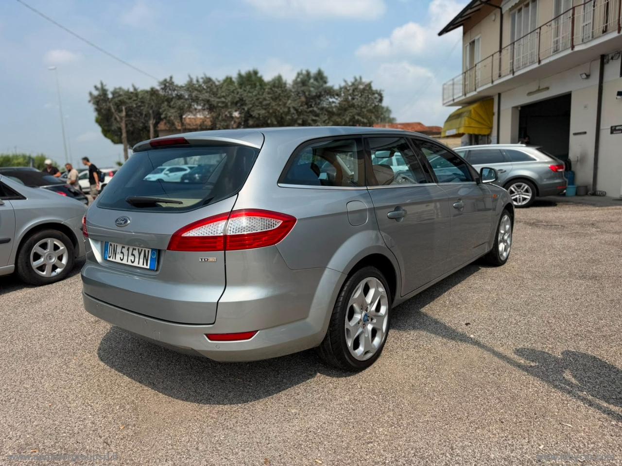 FORD Mondeo 2.0 TDCi 140 CV 6tr. SW Ghia DPF