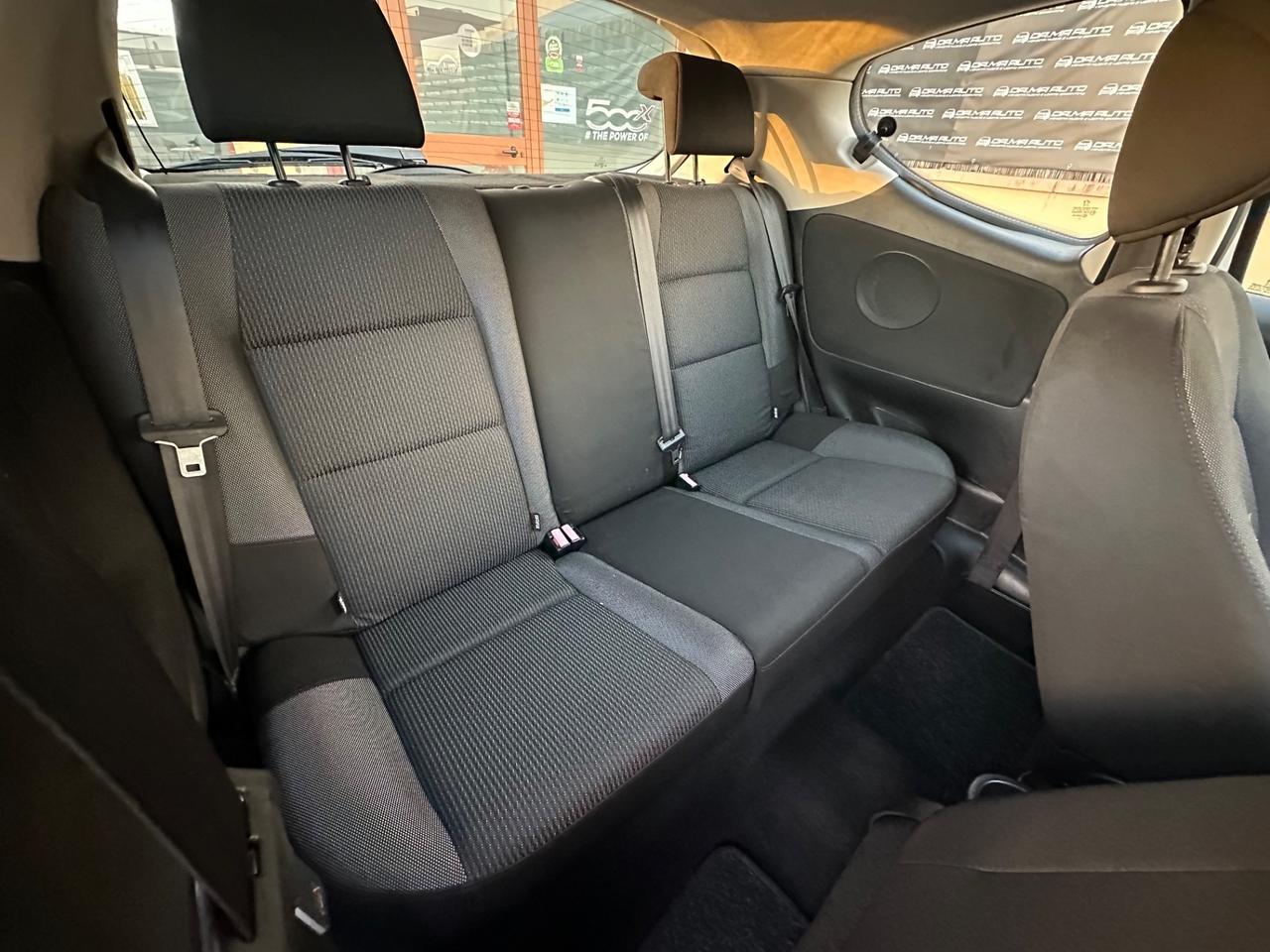 Peugeot 207 1.4 HDi 70CV 3p. Active