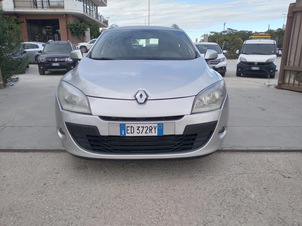 Renault Mégane 1.5 dCi 110CV SporTour Confort