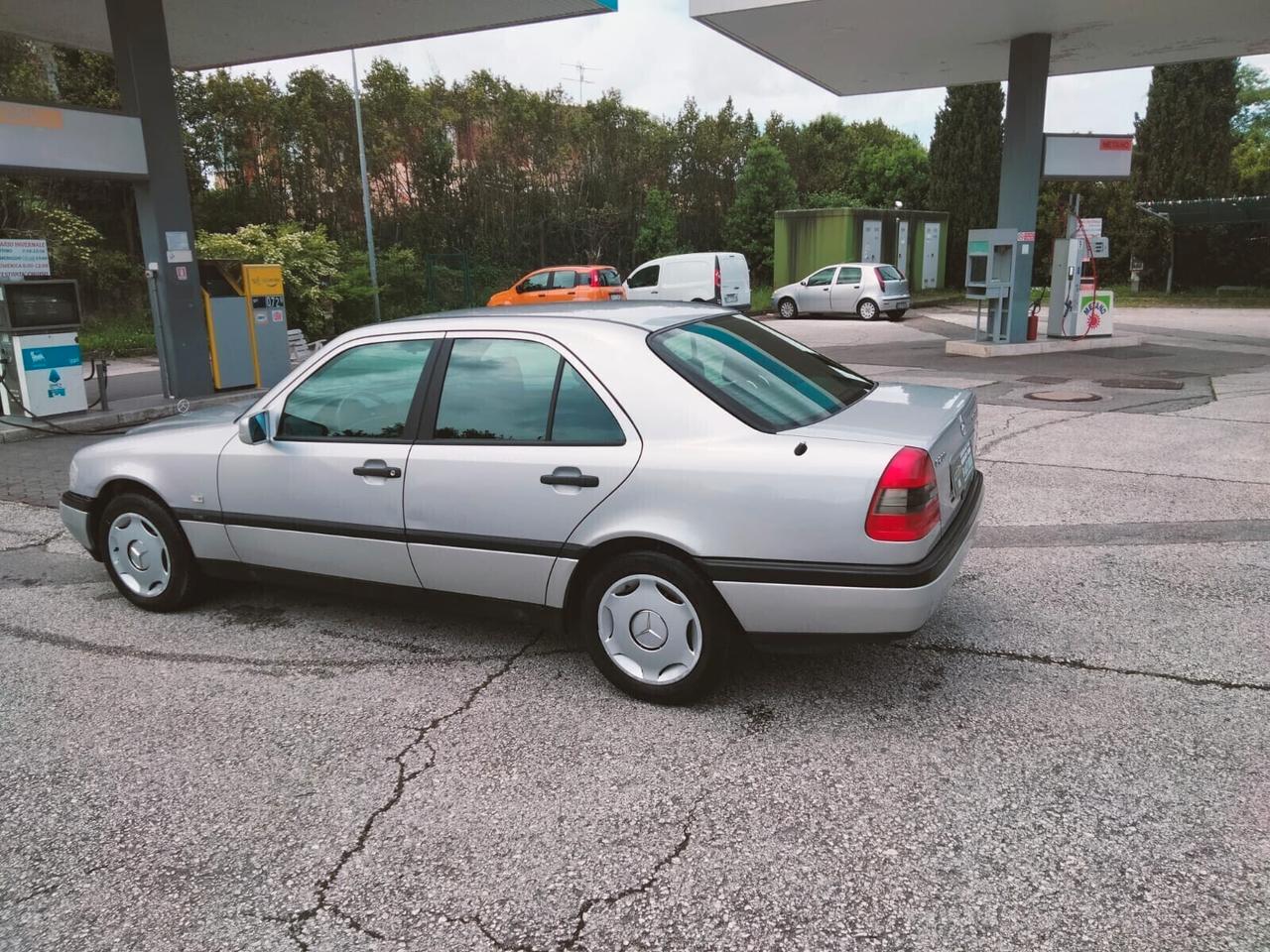 Mercedes-benz C 200 C 200 Kompressor cat Classic