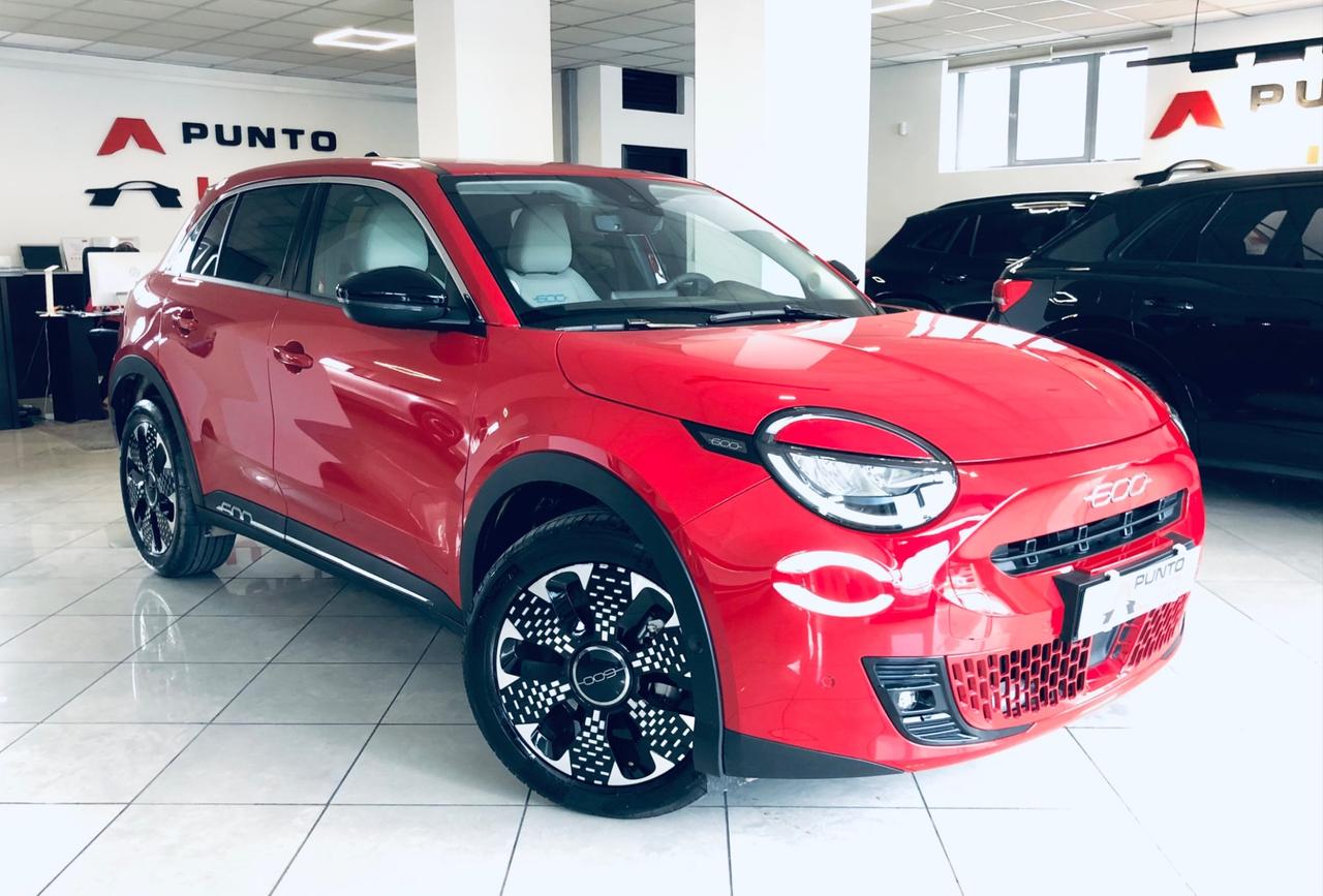Fiat 600 Hybrid 100 CV DCT MHEV La Prima