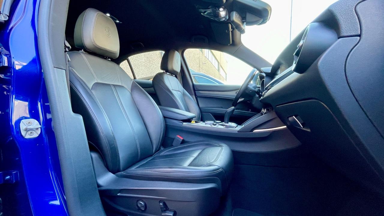 ALFA ROMEO STELVIO 2.2 Q4 TI TURBODIESEL 210CV - VOLANTE E SEDILI IN PELLE RISCALDABILI, MEMORIA