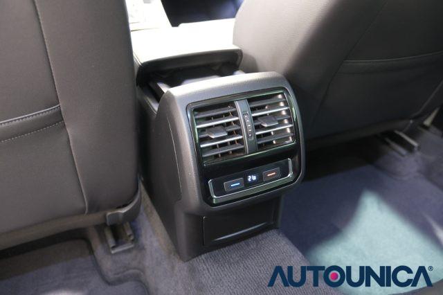 VOLKSWAGEN Passat Variant 2.0 TDI 190 CV DSG HIGHLINE BMT FARI LED