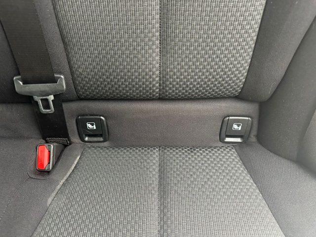 BMW 118 i 5p. Business Advantage