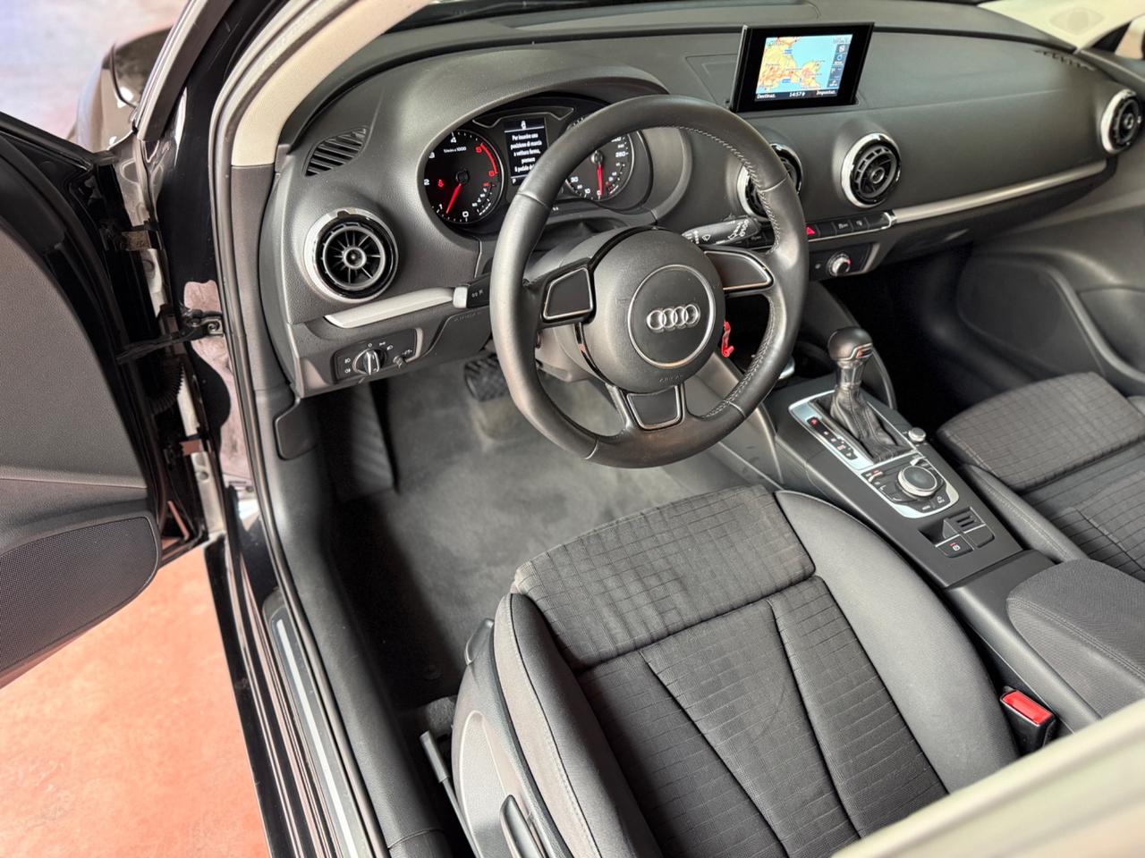 Audi A3 1.6 TDI 105CV SPORTBACK S TRONIC