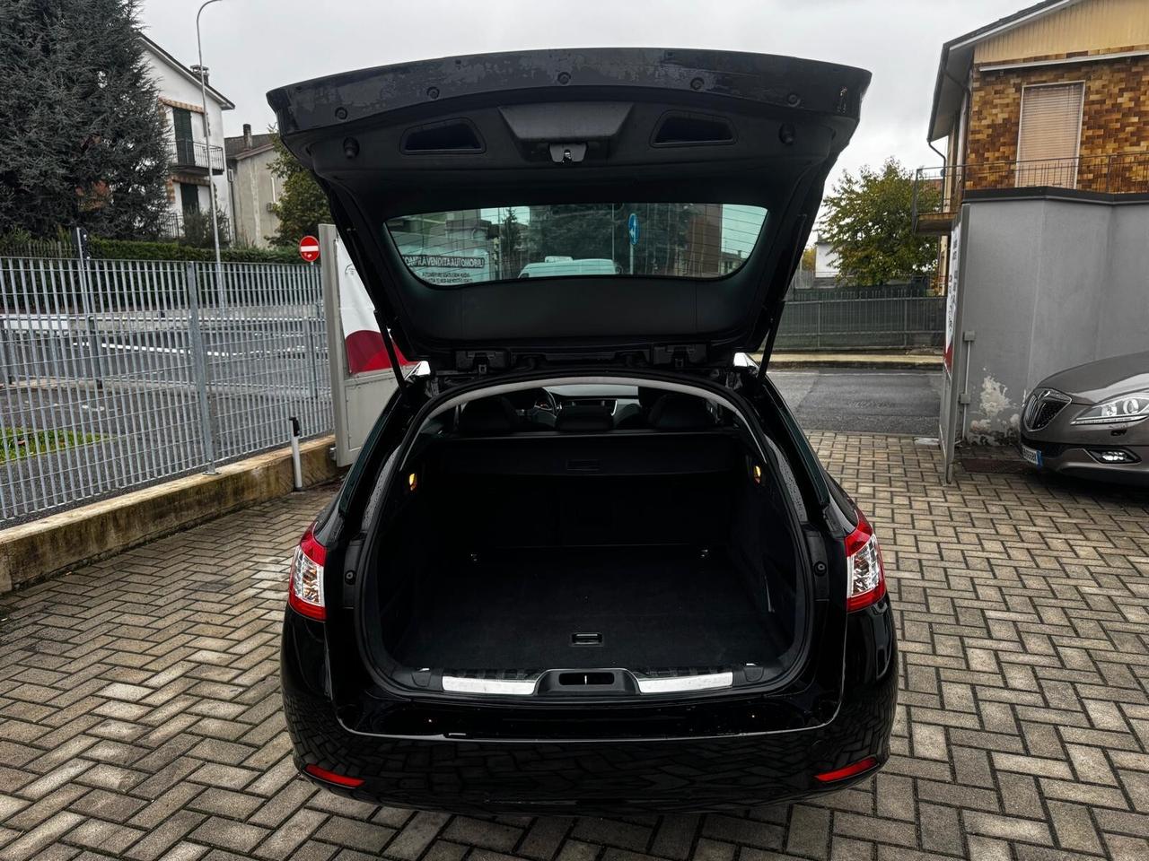 Peugeot 508 2.0 HDi 163CV aut. SW Ciel Allure