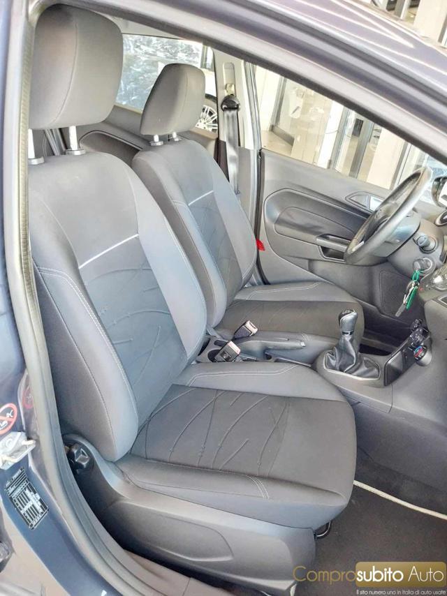 FORD Fiesta 1.2 60CV 5 porte ( Garanzia 12 Mesi)