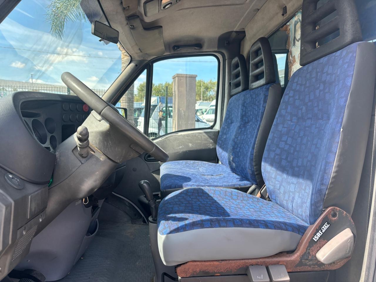 Iveco Daily 35S12 - 2006 - tende laterali e scaffalatura