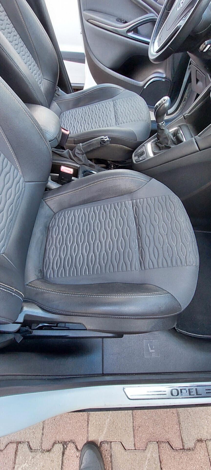 ZAFIRA 7 POSTI 1,6 METANO DI SERIE 150 CV COSMO NAVIGATORE SENSORI TELEFONO CRUISE CONTROL