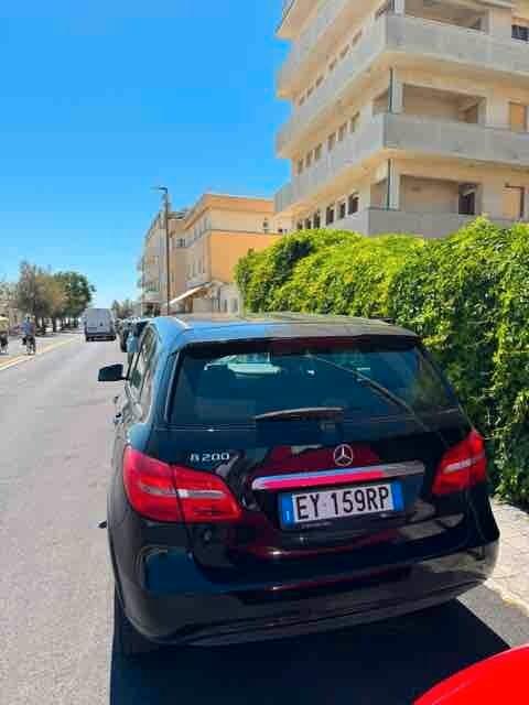 Mercedes-benz B 200 NGD Executive