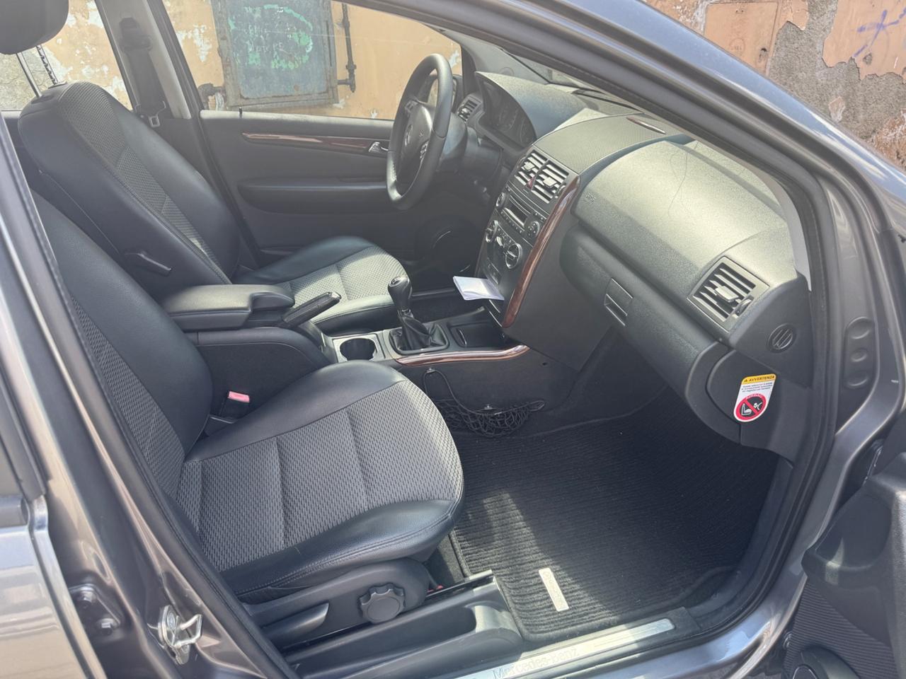 Mercedes-benz A 160 BlueEFFICIENCY Avantgarde