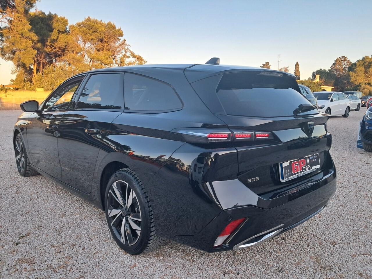 NEW Peugeot 308 HDi 130cv EAT8 Allure *LED-PELLE-NAVY*