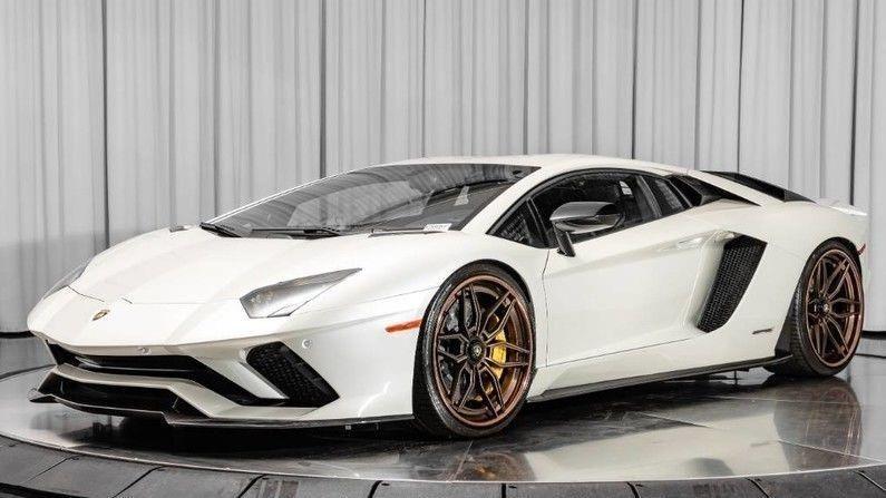 LAMBORGHINI Aventador S 6.5 V12 NOLEGGIO LUNGO TERMINE LEASING ALL INCLUSIVE