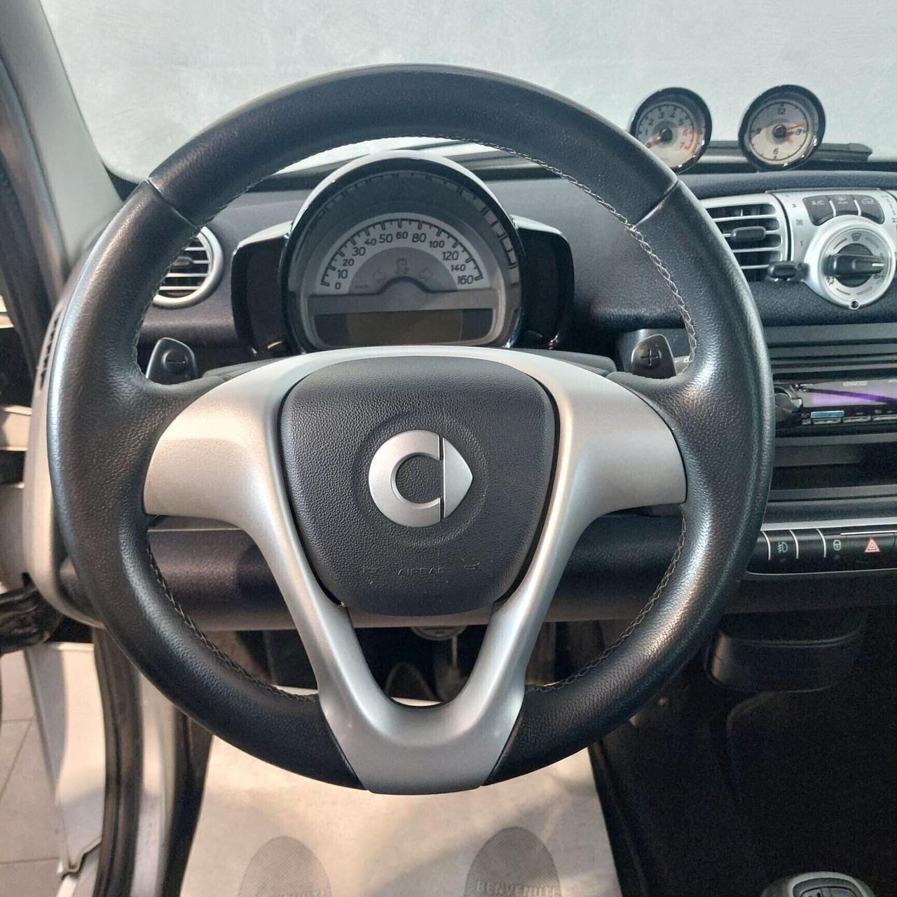 Smart ForTwo 1000 52 kW coupé pure