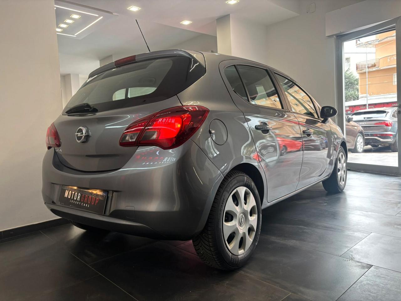 Opel Corsa 1.4 90CV GPL Tech 5 porte Black Edition