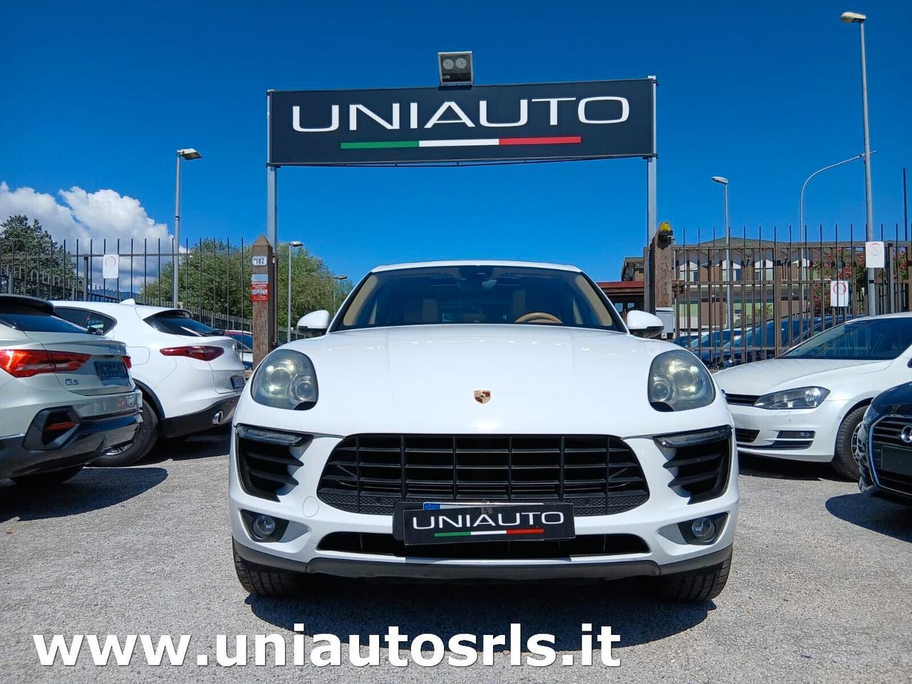 Porsche Macan S