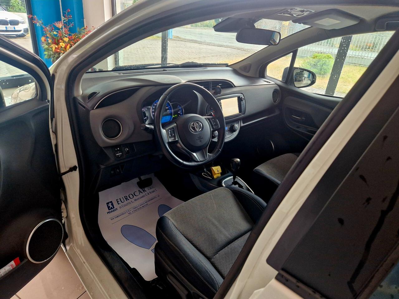 Toyota Auris Toyota yaris hybrid 2016 100000km