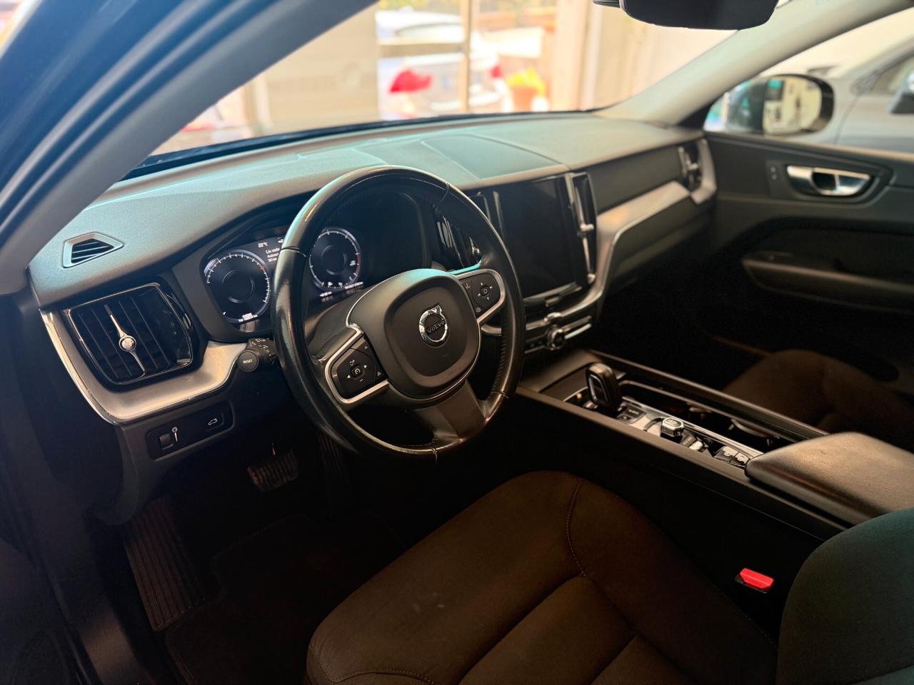 Volvo XC60 B4 D Geartronic Momentum