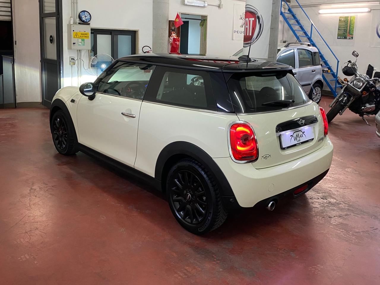 Mini Cooper D 1.5 Aut. 116cv Neopatentati