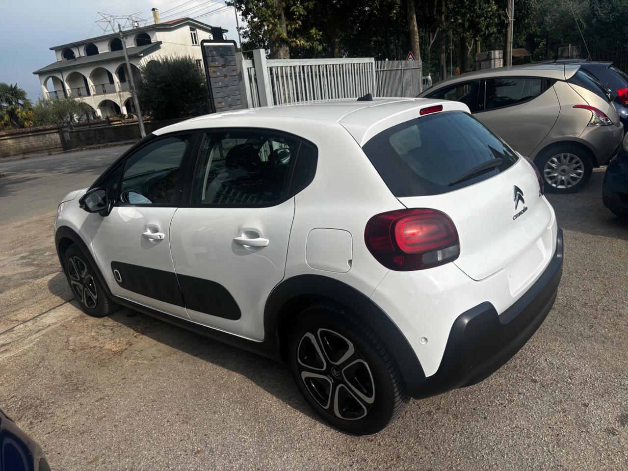 Citroen C3 PureTech 110 S&S Shine