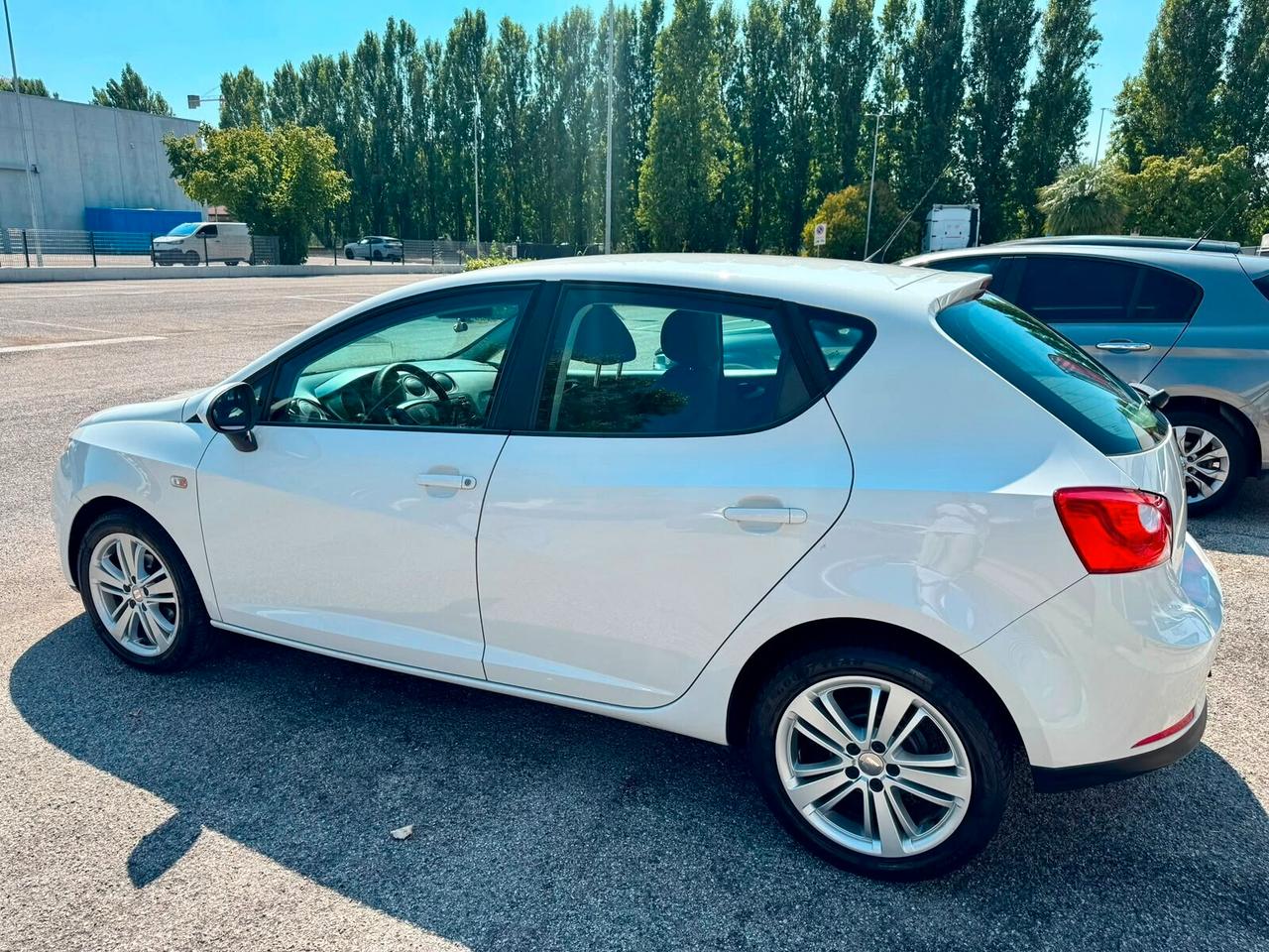 SEAT IBIZA 1.2 BENZINA - NEOPATENTE
