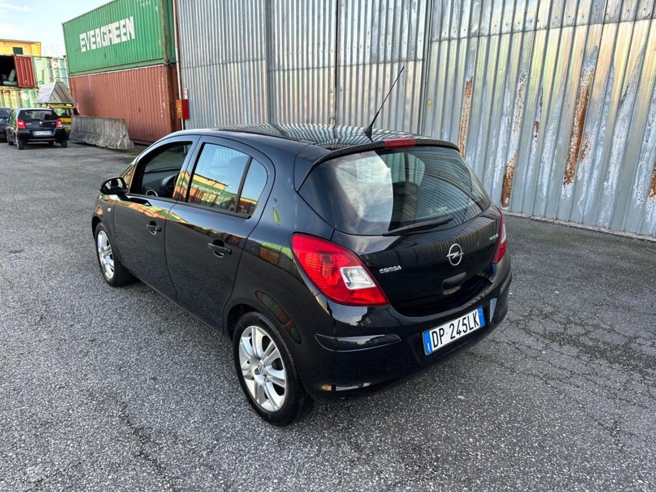 Opel Corsa 1.3 CDTI 75CV TETTINO F.AP. 5 porte