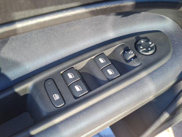 ALFA ROMEO Junior 1200 HYBRID 145CV AUT