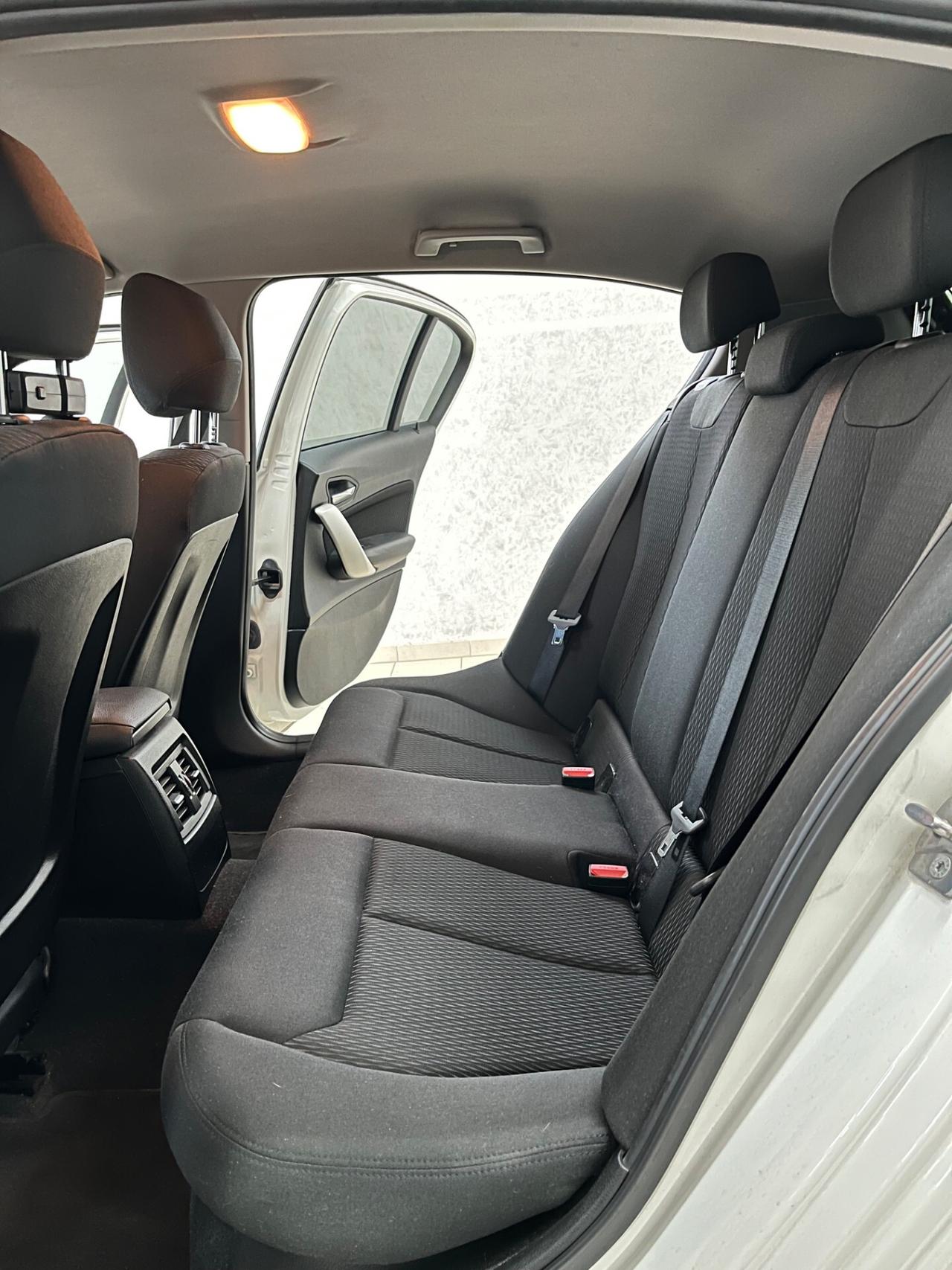 Bmw 118 118d 5p. Sport