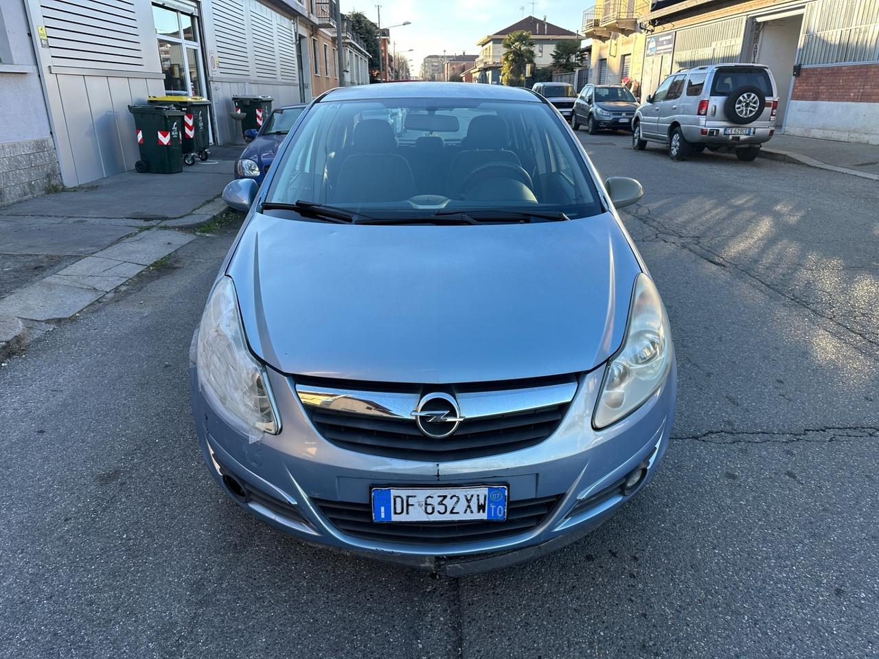 Opel Corsa 1.2 5 porte Cosmo