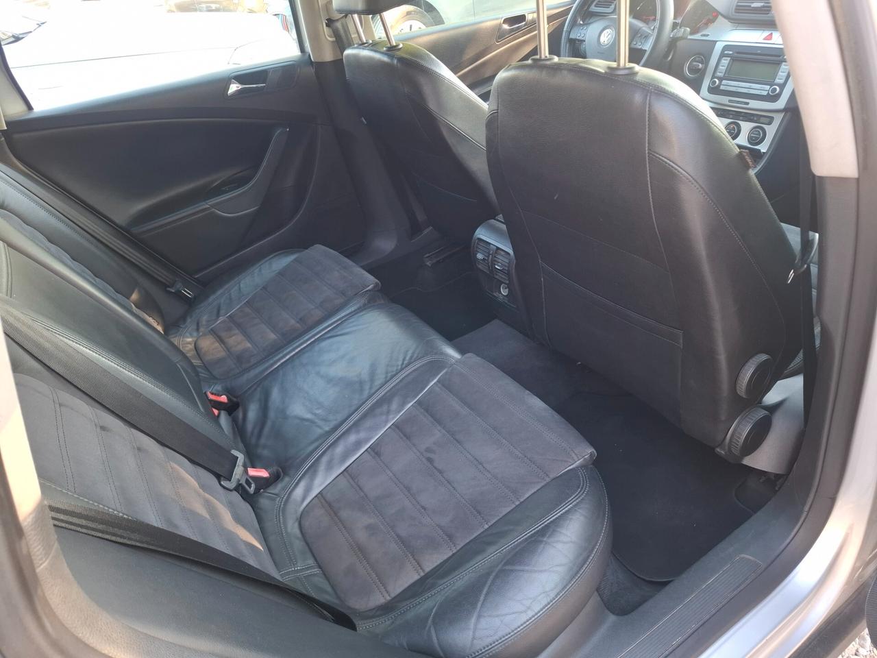 Volkswagen Passat 2.0 TDI DPF Var. Highline