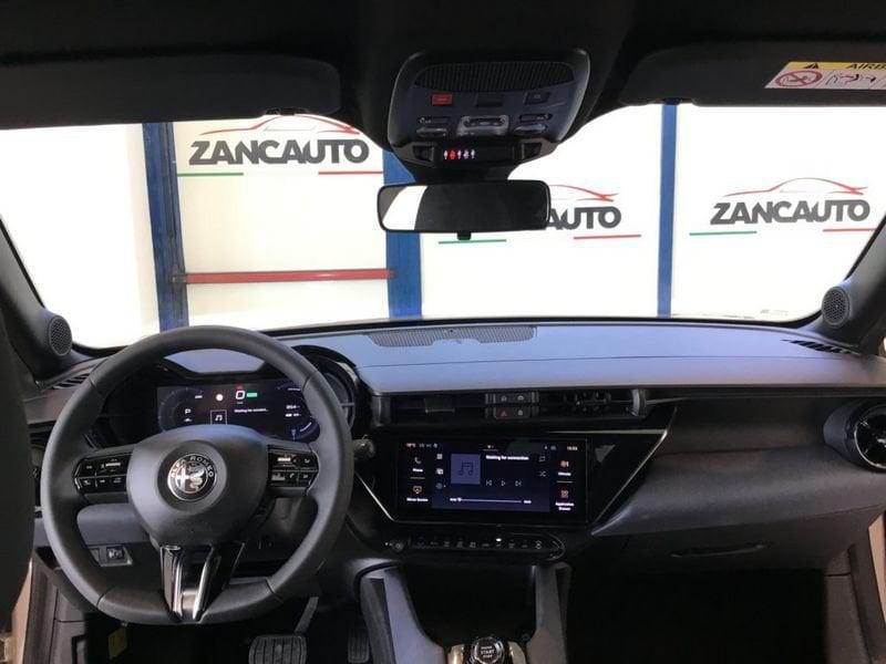 Alfa Romeo Junior BEV 156CV/115kW elettrica