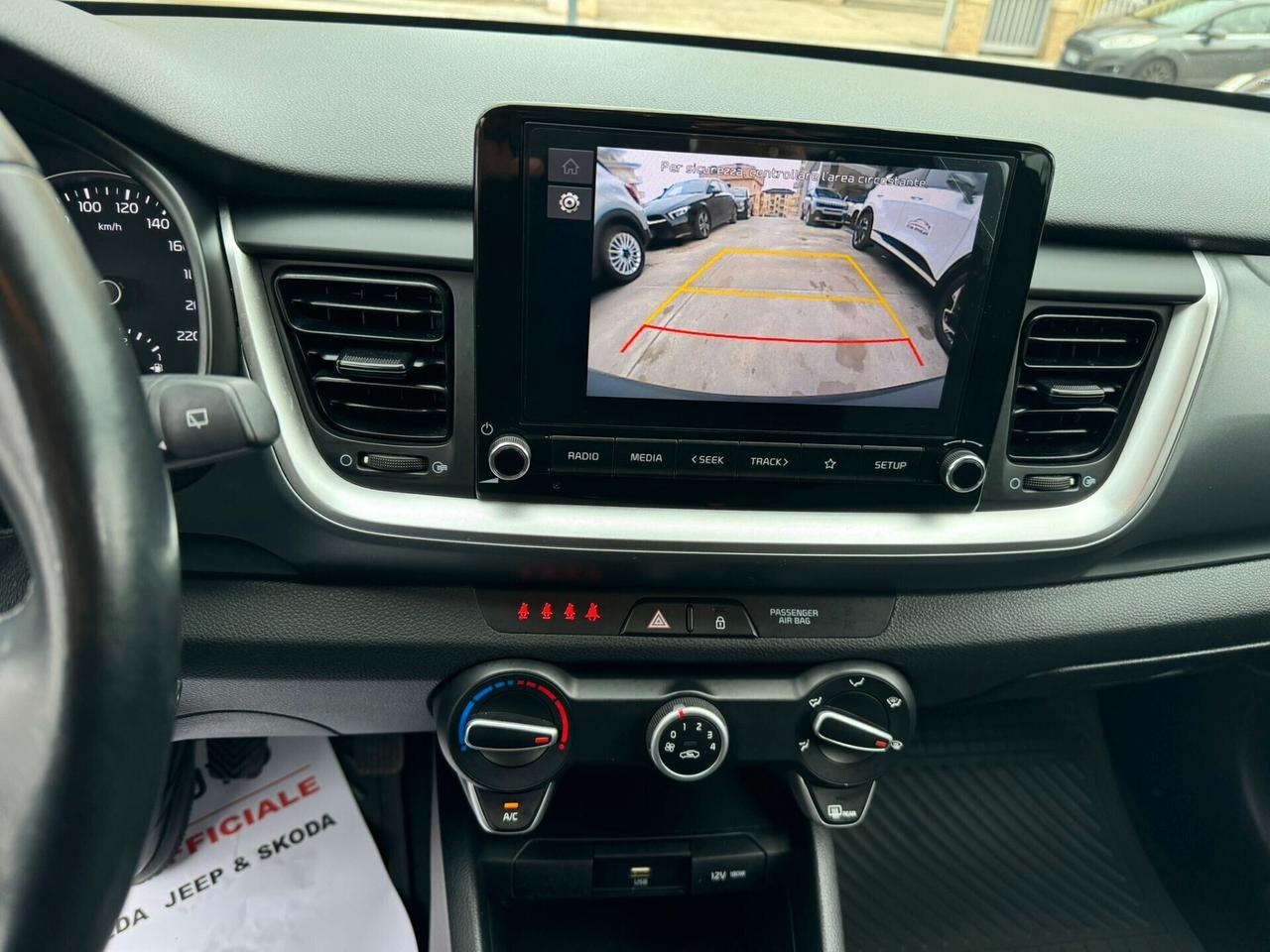Kia Stonic 1.0 T-GDi 100 CV MHEV MT Urban