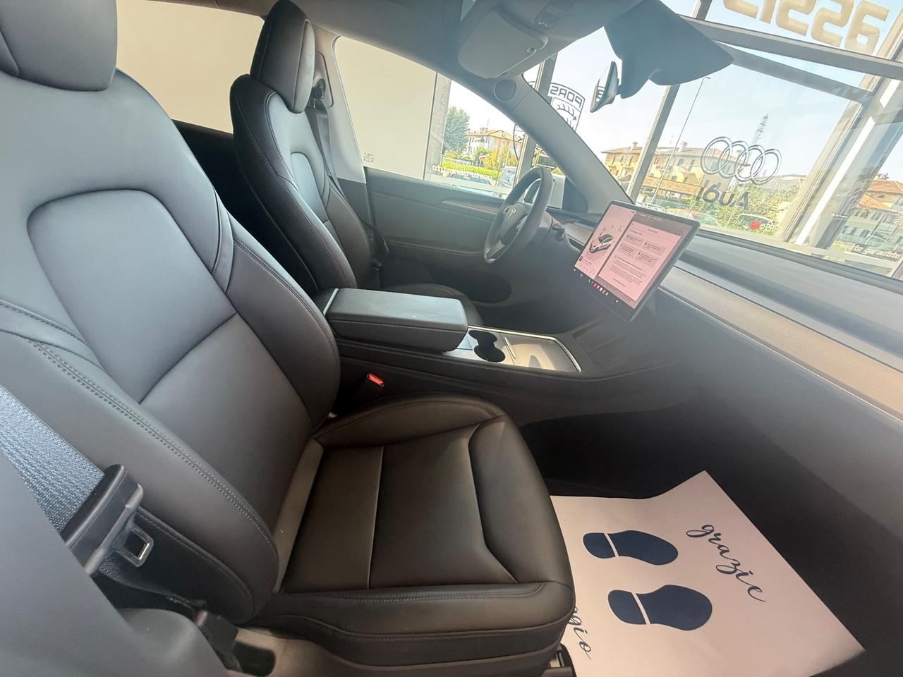 Tesla Model Y RWD