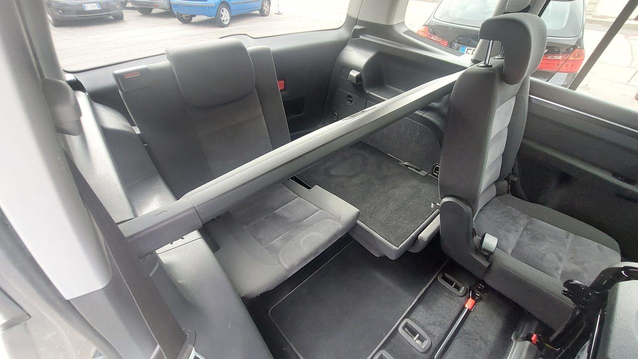 Volkswagen Touran Business 2.0 TDI 170 CV DSG Highline