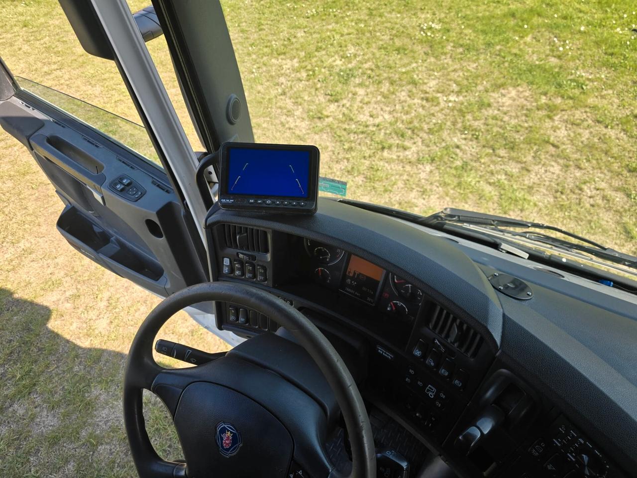 VOLVO SCARRABILE FM4006X2R