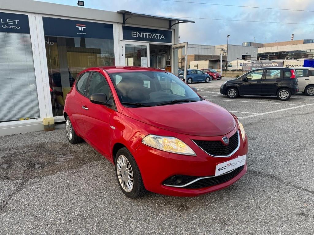 LANCIA Ypsilon 3ª serie - Ypsilon 1.2 69 CV 5 porte Silver