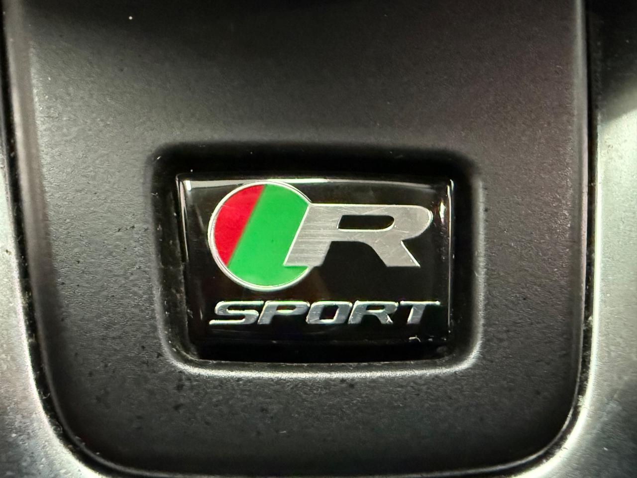 Jaguar F-Pace 2.0 D 180 CV AWD aut. R-Sport