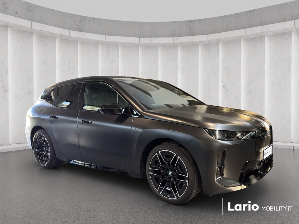 BMW iX M 70
