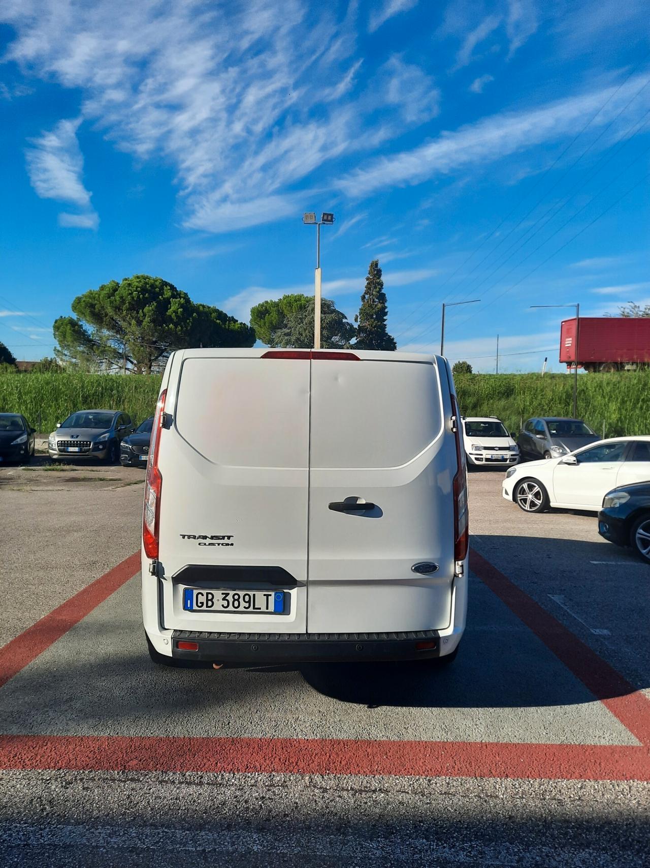 Ford Transit Custom 340 2.0 TDCi 130 PC PR.IVATO Titanium