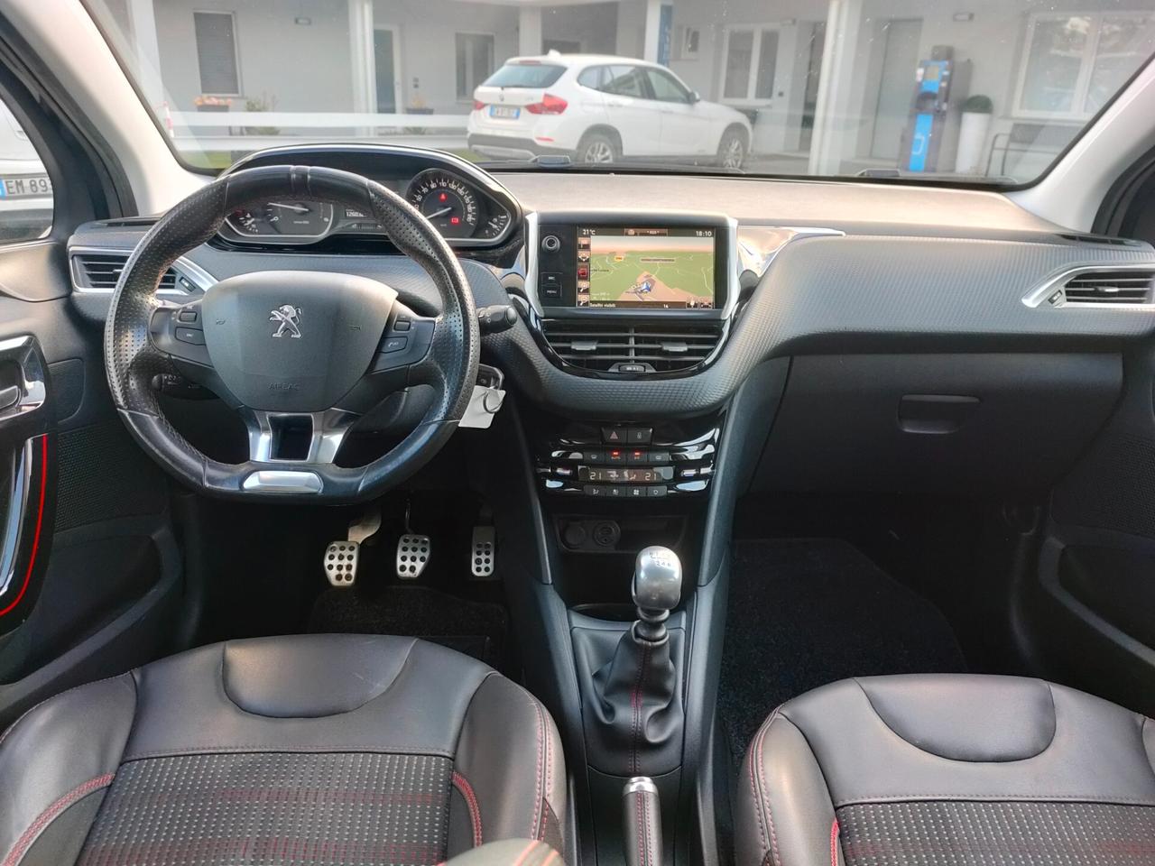 Peugeot 208 BlueHDi 120 S&S 5 porte GT Line NEOPATENTATI