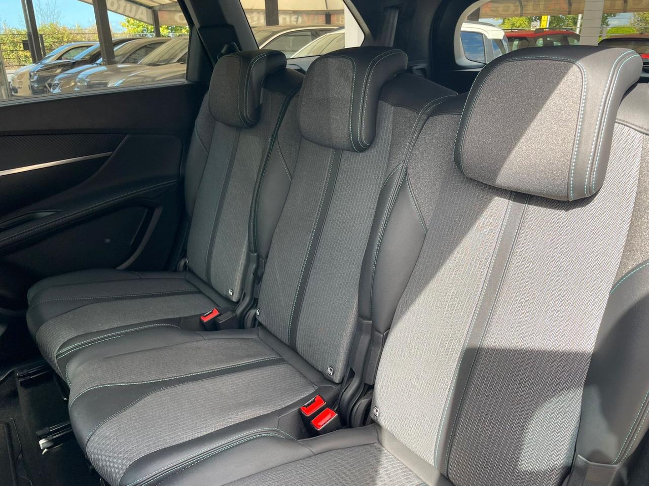 Peugeot 5008 BlueHDi 130 S&S EAT8 Allure Pack