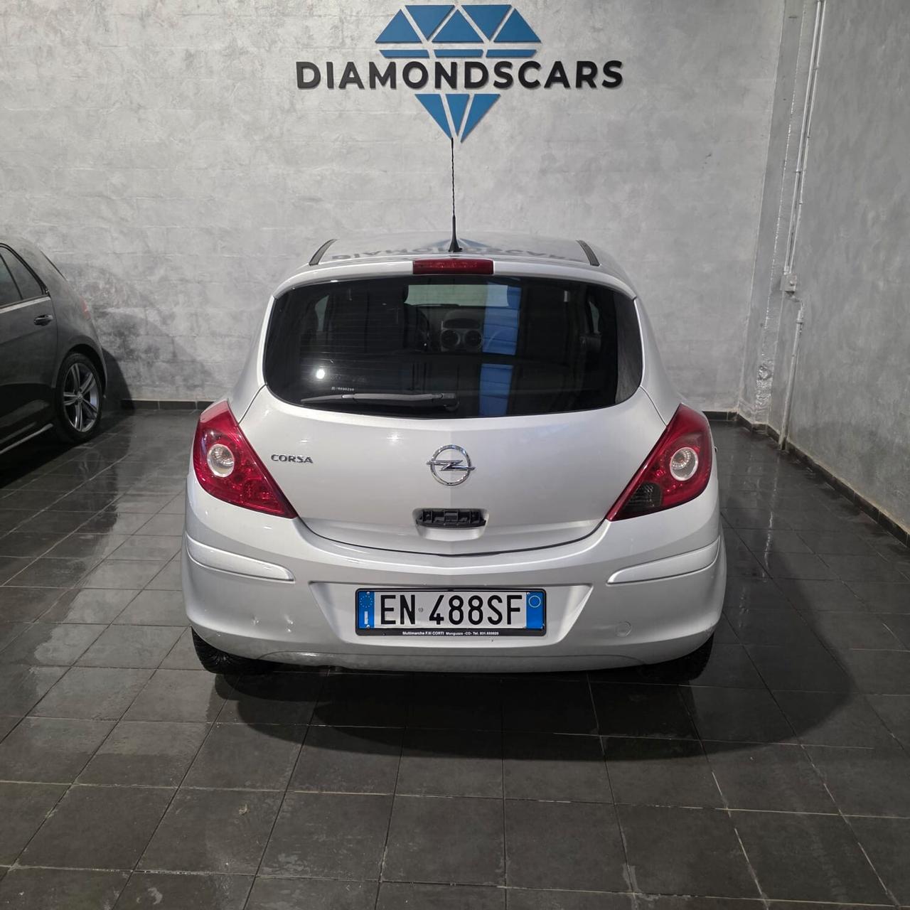 Opel Corsa 1.2 3 porte Edition