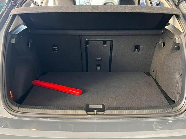 Volkswagen Golf 1.0 eTSI EVO DSG Life