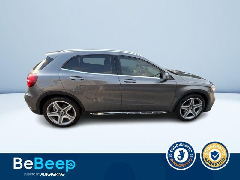 Mercedes-Benz GLA 200 D PREMIUM AUTO