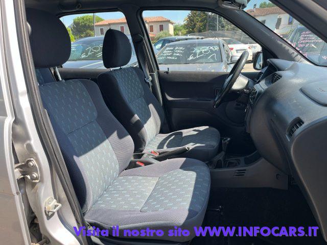 DAIHATSU Terios 1.3i 16V cat 4WD CX