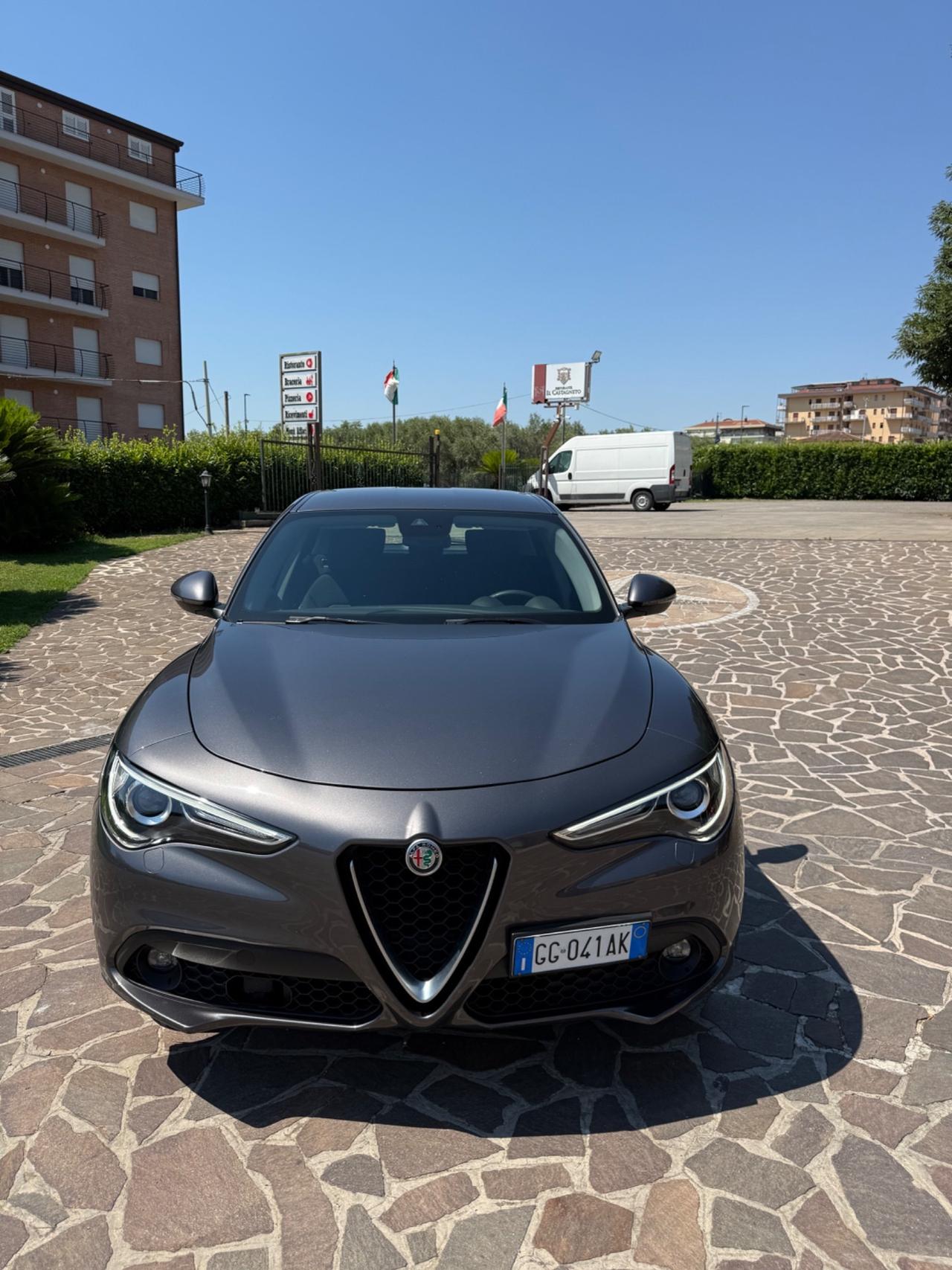 Alfa Romeo Stelvio 2.2 Turbodiesel 190 CV anno 2021 uni proprietario
