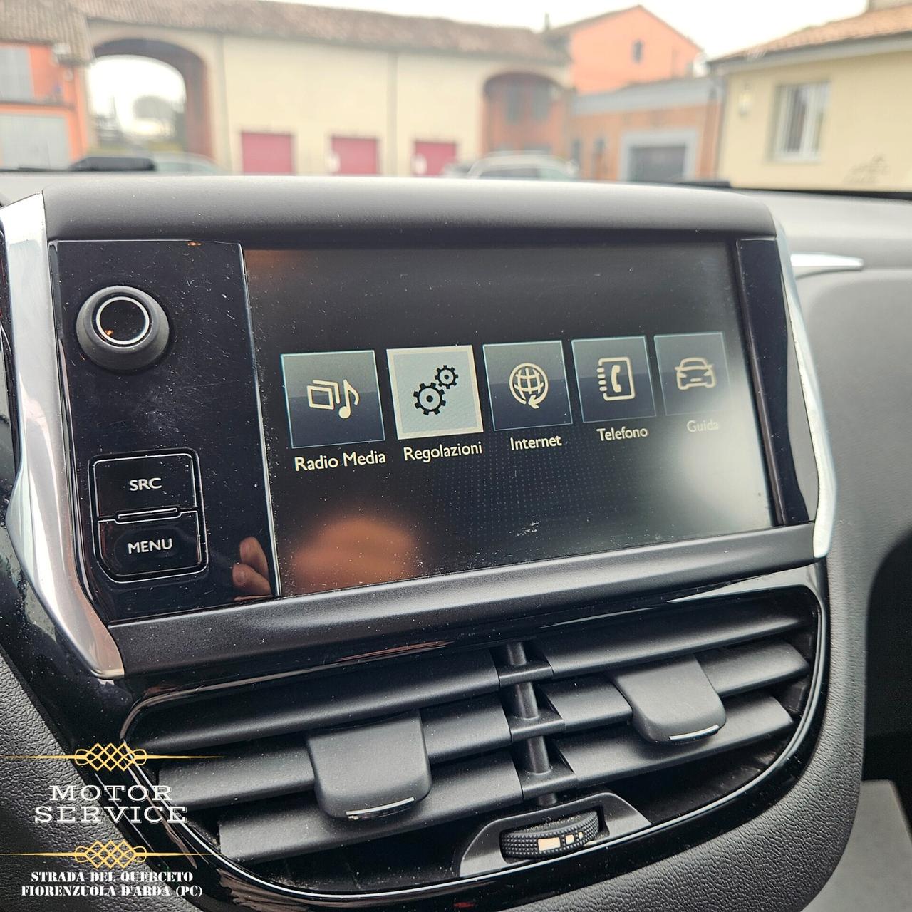 Peugeot 208 NEOPATENTATI PREZZO FINALE REALE