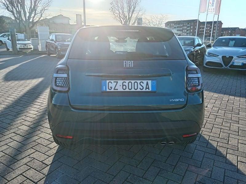 FIAT 600 1.2 Hybrid 145cv Icon