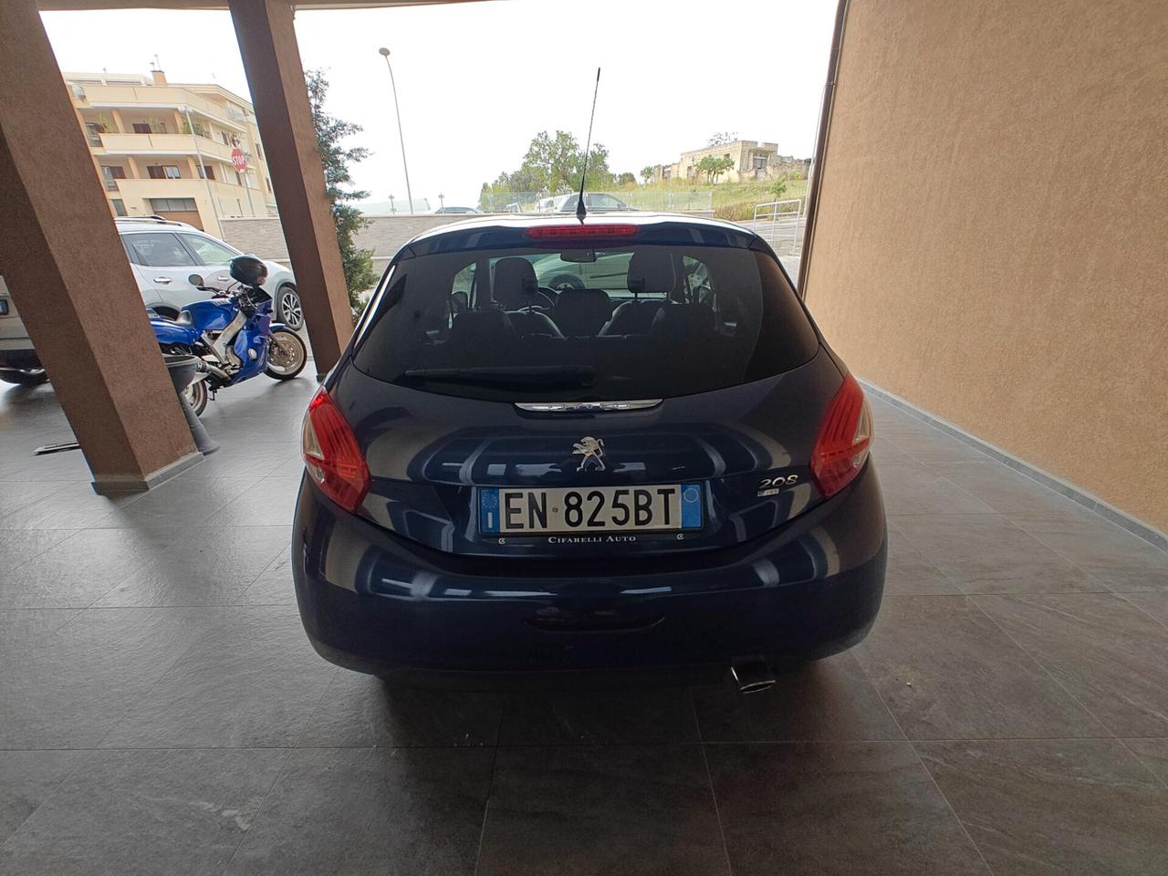 Peugeot 208 1.6 e-HDi 92 CV Stop&Start 3 porte Allure